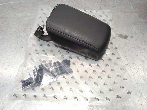 Foto 3ª: Asientos Traseros Porsche Macan S DIESEL 258CV 190KW [CTBA] (2015)