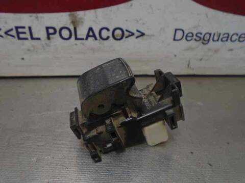 Botonera Elevalunas Toyota Rav4 2.2 D-4D CAT 150CV 110KW