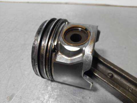 Foto 3ª: Despiece Motor Hyundai Terracan 2.9 CRDI CAT 163CV 120KW [J3] (2004)