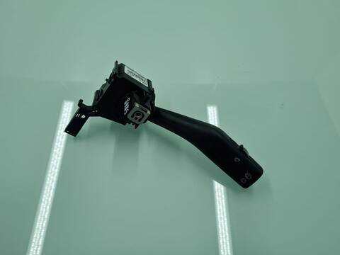 Mando Multifuncion Volkswagen Golf 1.9 TDI BERLINA 105CV 77KW