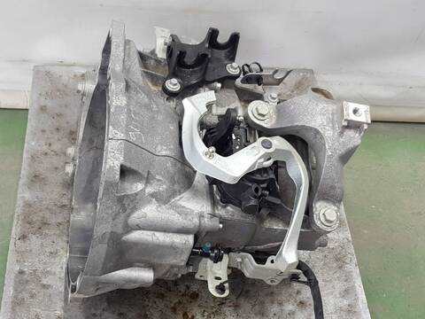 Foto 3ª: Caja Cambios Ford Transit FURGON 200 L1 AMBIENTE (2018)