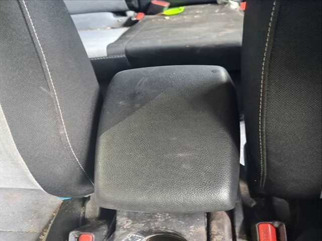 Consola Central Hyundai i20 ESSENCE 75CV 55KW