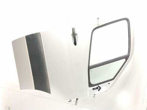 Foto 2ª: Puerta Delantera Derecha Mercedes Sprinter VERSION INDEFINIDA (2018)