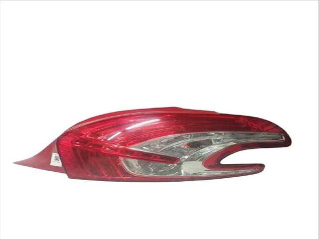 Foto 2ª: Piloto Trasero Derecho Peugeot 208 1.4 HDI (2012)