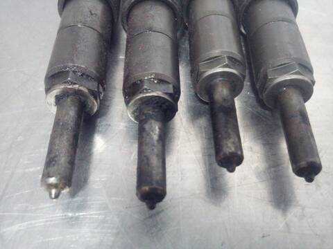 Foto 3ª: Inyectores Ford Mondeo 2.0 TDCI BERLINA 90CV 66KW (2000)