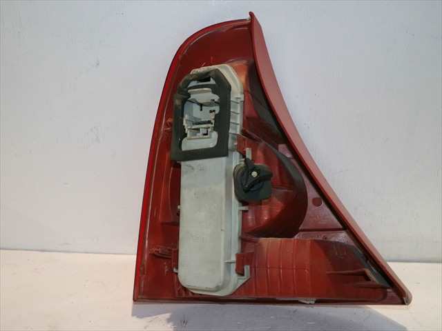 Foto 2ª: Piloto Trasero Derecho Renault Clio 1.5 DCI 2001-2005 [K9KA7] (2003)