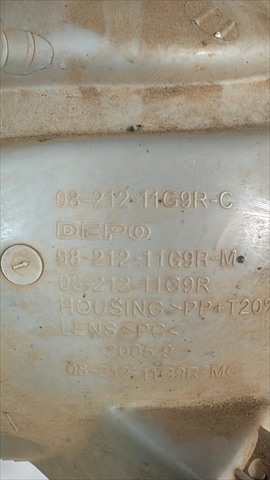 Foto 2ª: Faro Izquierdo Toyota Hilux 2.5 D [D/2KD-FTV] (2006)