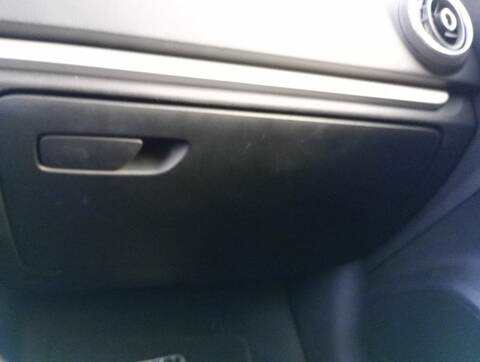 Foto 2ª: Guantera Audi A3 ATTRACTION 105CV 77KW [CLH] (2013)