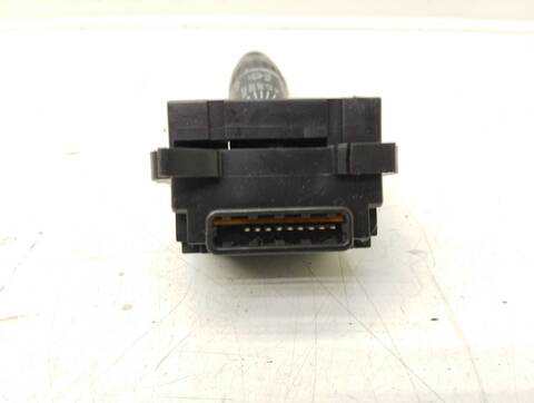 Foto 2ª: Mando Multifuncion Mitsubishi Grandis 2.0 DI-D CAT 136CV 100KW [BSY] (2007)