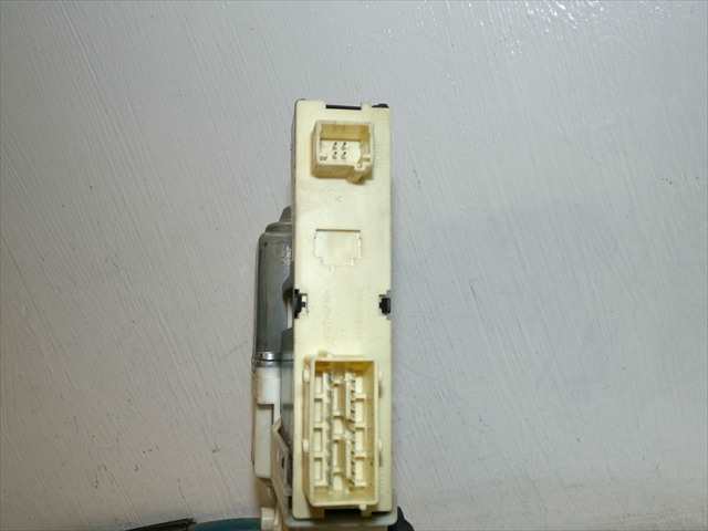 Foto 4ª: Elevalunas Eléctrico Delantero Derecho Peugeot 307 1.6 HDI RANCHERA, 2005-2007 [9HZ] (2005)