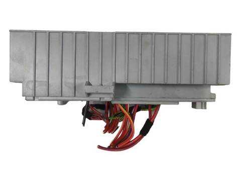 Foto 2ª: Caja Reles Fusibles Bmw Serie 1 114 118 D (2011)