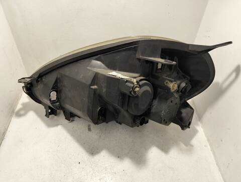 Foto 2ª: Faro Derecho Fiat Punto DYNAMIC 1 16V M 95CV [199B1000] (2009)