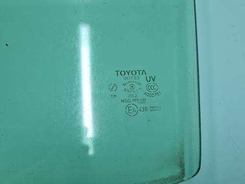 Foto 4ª: Luna Delantera Izquierda Toyota Land Cruiser 3.0 D4-D VXL 166CV 122KW [1KD-FTV] (2005)