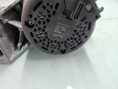 Foto 3ª: Alternador Volvo XC 40 MOMENTUM PRO 2WD 163CV 120KW [B3154T2] (2020)