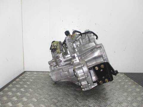 Foto 2ª: Caja Cambios Nissan X-Trail YD22DDTI T30) (2002)