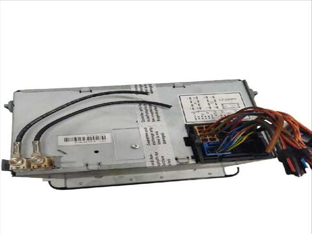 Foto 3ª: Sistema Audio Radio CD Volkswagen Tiguan 2.0 TDI 4MOTION 136CV (2007)