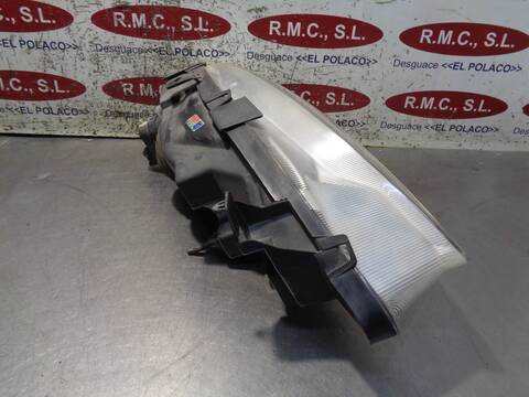 Foto 4ª: Faro Izquierdo Renault Megane 1.9 D AUTHENTIQUE BERLINA 64CV 47KW I FASE 2 BERLINA BA0) [F8Q] (2000)