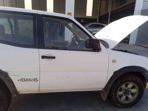 Foto 2ª: Puerta Delantera Derecha Nissan Terrano 2.7 TDI 4WD 125CV 92KW [TD27TI] (2001)