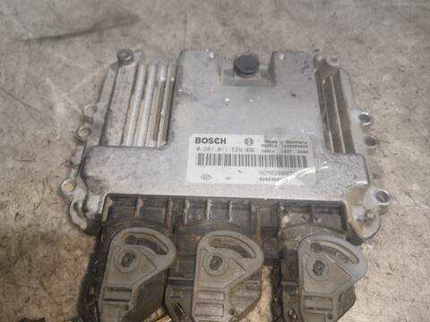 Centralita Motor ECU Opel Viva F9Q760