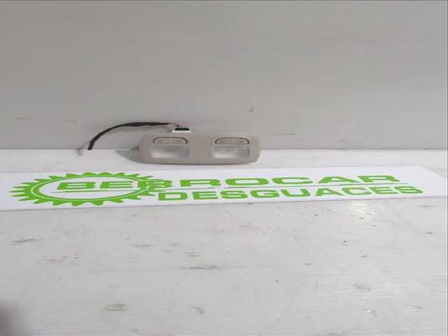 Foto 2ª: Luz Interior Dacia Duster 1.0 TCE 90 91CV [H4D 470] (2017)