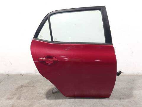 Foto 2ª: Puerta Trasera Derecha Toyota Auris 1.4 D-4D NDE150_) 90CV 66KW [1ND] (2010)