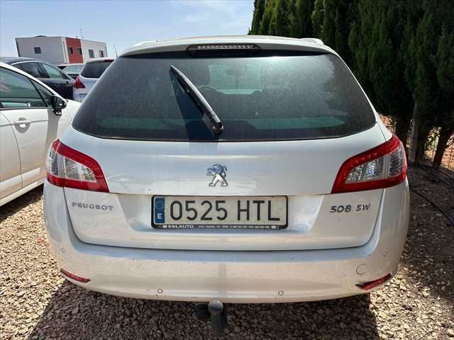 Foto 3ª: Paragolpes Trasero Peugeot 508 2.0 HDI SW [RH01] (2013)