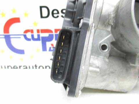 Foto 3ª: Caja Mariposa Hyundai i30 G4FD (2015)