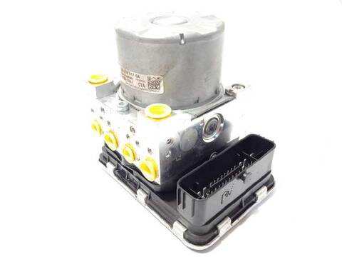 Foto 2ª: Abs Skoda Karoq AMBITION 150CV 110KW [DPC] (2021)