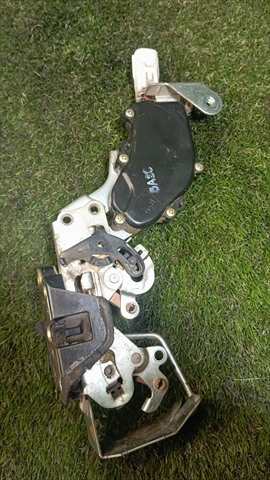 Foto 2ª: Cerradura Puerta Trasera Derecha Toyota 4 Runner 3.0 T DIESEL (1993)