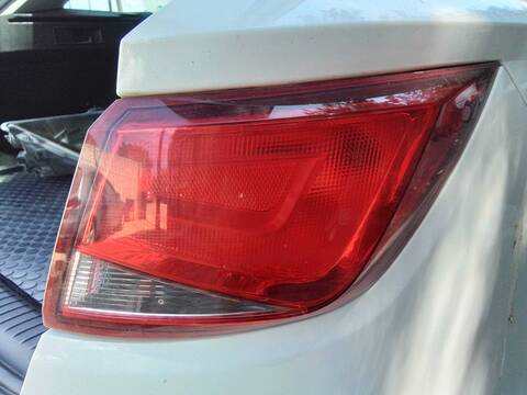 Piloto Trasero Derecho Seat Leon ERENCE 110CV 81KW