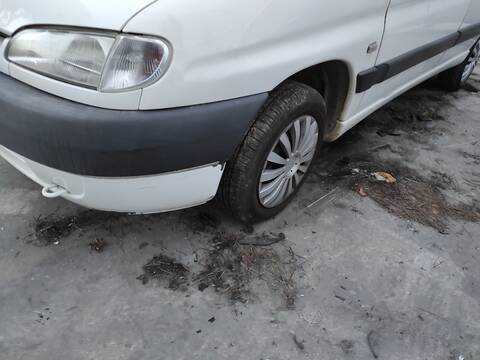 Foto 2ª: Paragolpes Delantero Peugeot Partner WJY (2002)