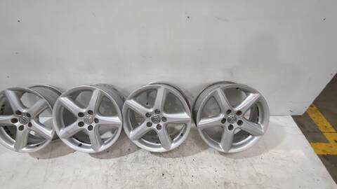 Juego LLantas Toyota Corolla 2.2 D-4D AUR10_) 177CV