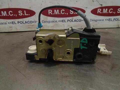 Foto 3ª: Cerradura Puerta Trasera Derecha Citroen C4 1.6 16V HDI BERLINA 90CV 66KW [9HX] (2006)