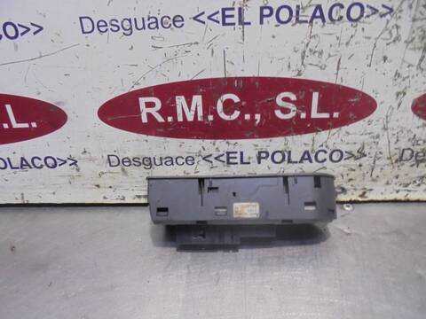 Foto 4ª: Botonera Elevalunas Opel Astra COSMO 120CV 88KW [Z19DT] (2007)