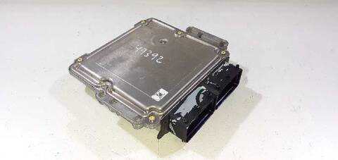 Centralita Motor ECU Kia Carens CONCEPT 116CV 85KW