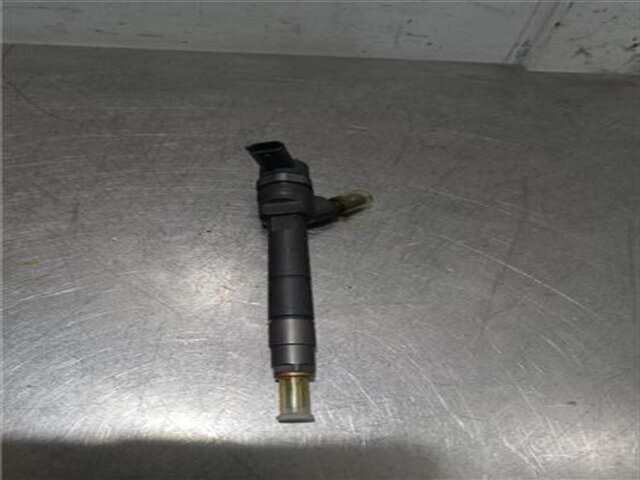 Foto 2ª: Inyectores Opel Viva 2.0 FURGÓN 2.9T L1H1 [2.0 LTR. - 84 KW 16V CDTI] [M9R 780]