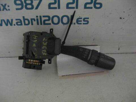 Foto 1ª: Mando Multifuncion Hyundai Trajet 2.0 CRDI GLS 113CV 83KW [D4EA] (2004)