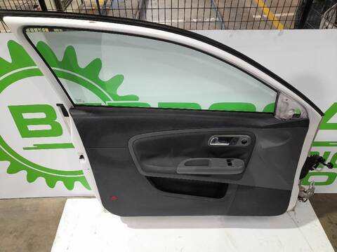 Foto 2ª: Puerta Delantera Izquierda Seat Ibiza 1.4 TDI CAT BNM) 69CV (2001)