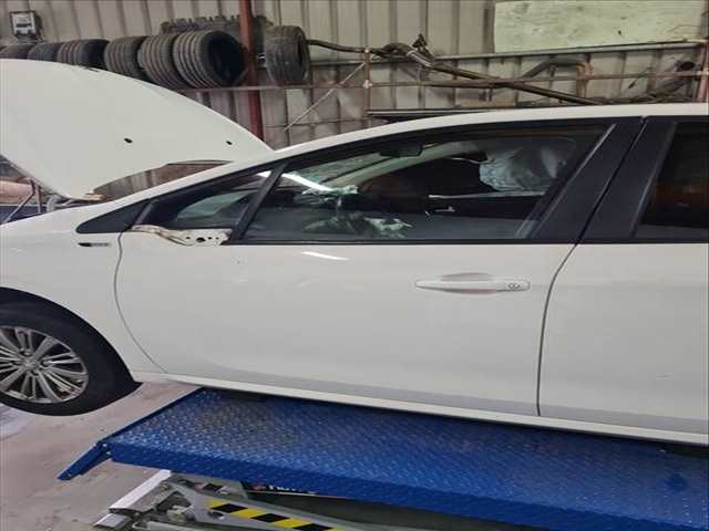 Puerta Delantera Izquierda Peugeot 208 STYLE 99CV 73KW