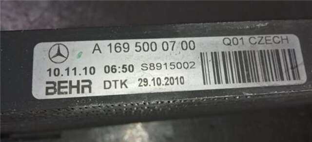 Foto 1ª: Radiador Aceite Mercedes Clase A 140 2.0 A 180 CDI (169.007) [2.0 LTR. - 80 KW CDI CAT] [OM 640.940]