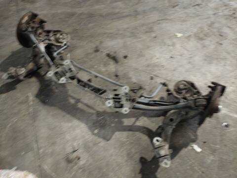 Foto 2ª: Puente Trasero Alfa Romeo Giulietta 1.6 JTDM 940FXD1A) 105CV 77KW [940 A3.000] (2013)