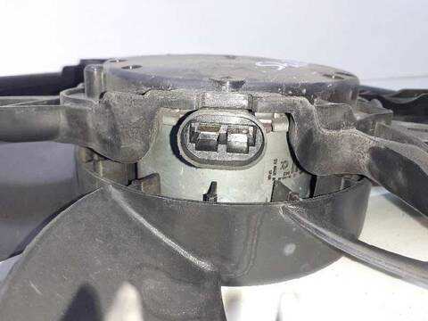 Foto 3ª: Electroventilador Renault Megane PRIVILEGE 130CV 96KW III SPORT TOURER [H4JA7] (2010)
