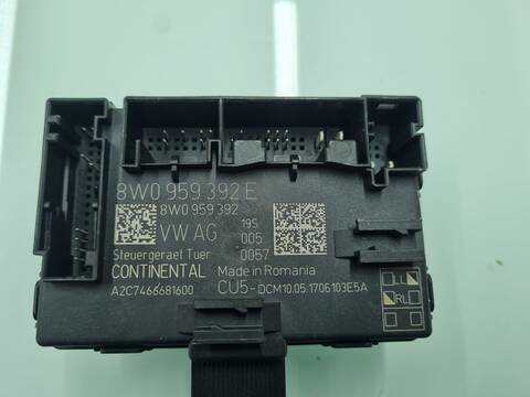 Foto 3ª: Centralita Motor ECU Audi A4 BASICO AVANT 150CV 110KW [DEUA] (2017)