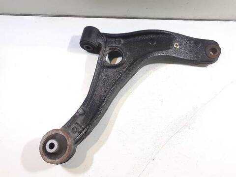 Brazo Suspension Delantero Derecho Nissan NV400 3.3 T L2H2 PRO