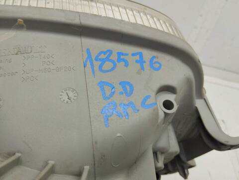 Foto 3ª: Faro Derecho Renault Twingo 1.2 ALIZE 75CV 55KW [D4F A7] (2003)