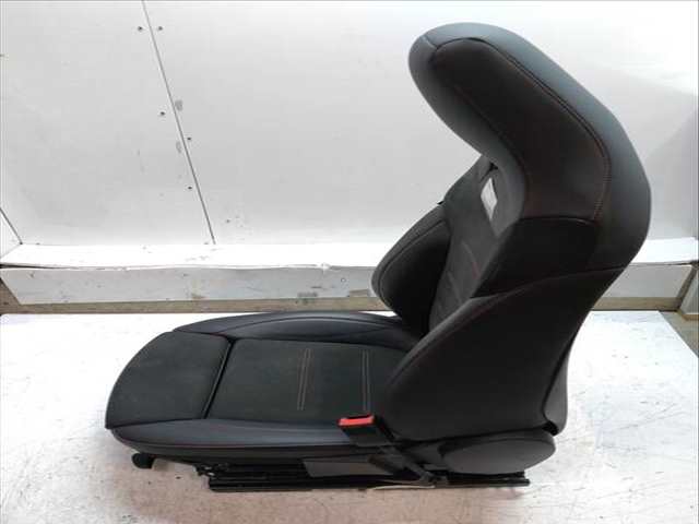 Foto 3ª: Asiento Delantero Derecho Mercedes Clase A 140 136 CV 100KW [M282.914] (2019)
