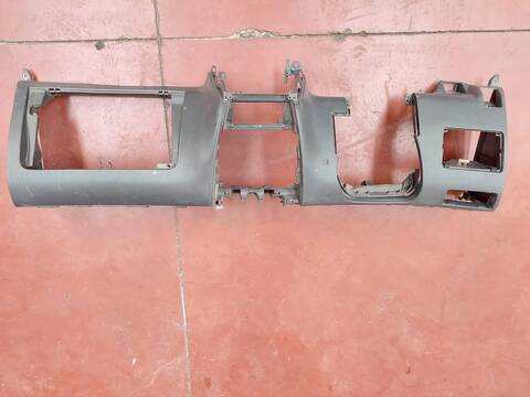 Salpicadero Toyota Corolla 1.4 TD CAT 90CV 66KW