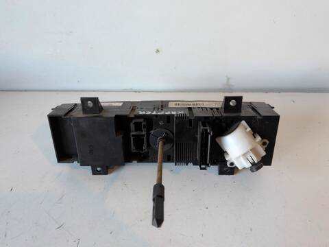 Foto 2ª: Mando Climatizador Volkswagen Crafter FURGON 35 BL TA 109CV (2006)