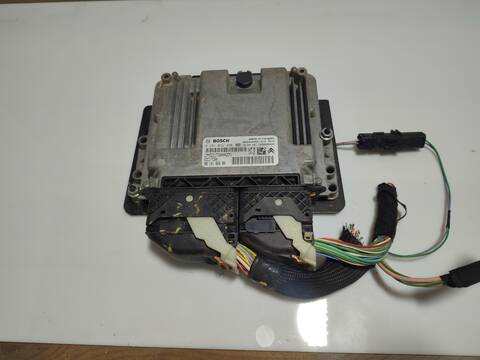 Centralita Motor ECU Renault Kangoo VERSION INDEFINIDA