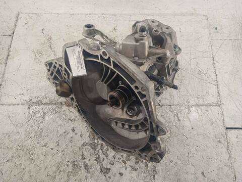 Foto 2ª: Caja Cambios Opel Corsa 1.7 16V DI CAT Y 17 DTL - LK8) 65CV 48KW [Y17DTL] (2003)